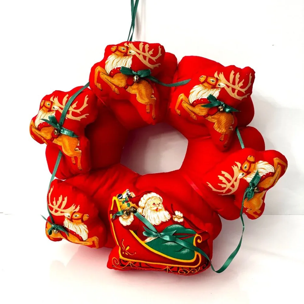 Christmas Handmade Print fabric Indoor Wreath Santa & his Reindeer Holiday Decor